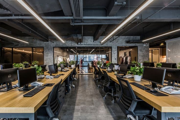 The Abuja Professional's Guide to Hybrid Work Productivity (#OfficeHacksNG)
